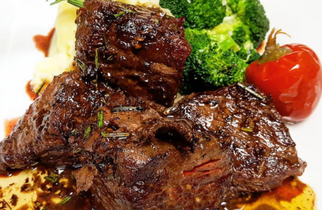 steak tips salem ma restaurant